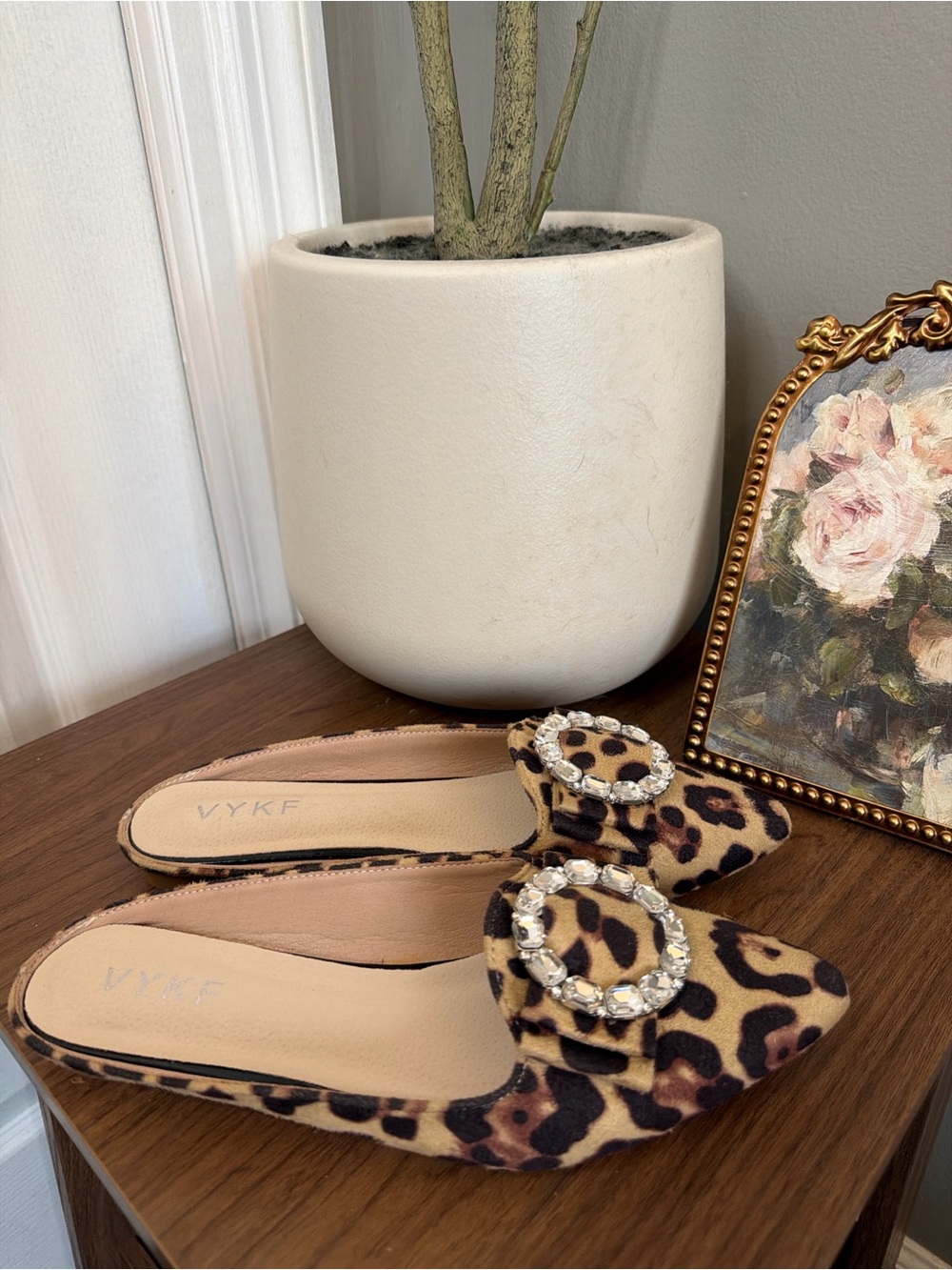 Leopard Print Rhinestone Buckle Pointed Toe Mule Flats Slip On Shoes Size 7.5 - Picture 2 of 7
